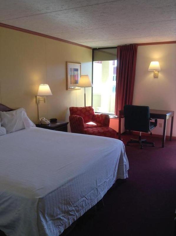 Astoria Hotel Danville West Eksteriør bilde