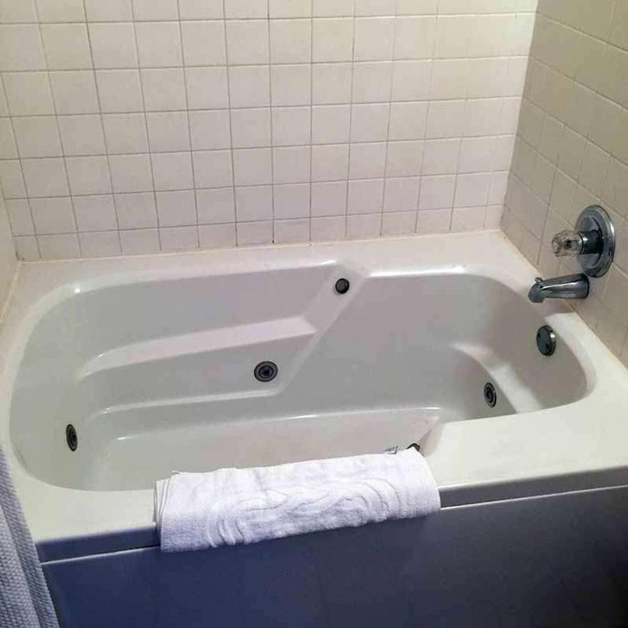 Astoria Hotel Danville West Eksteriør bilde